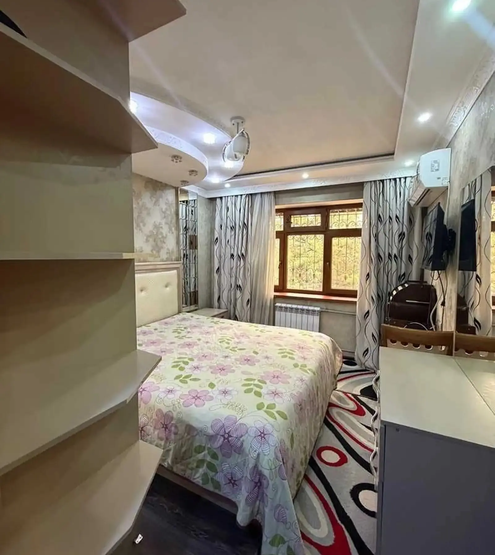 4-комн. квартира, 2 этаж, 95м², Сино — миниатюра 1