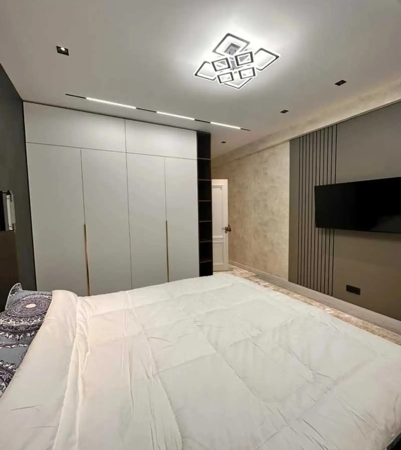 3-комн. квартира, 8 этаж, 100м², Сомони — миниатюра 11