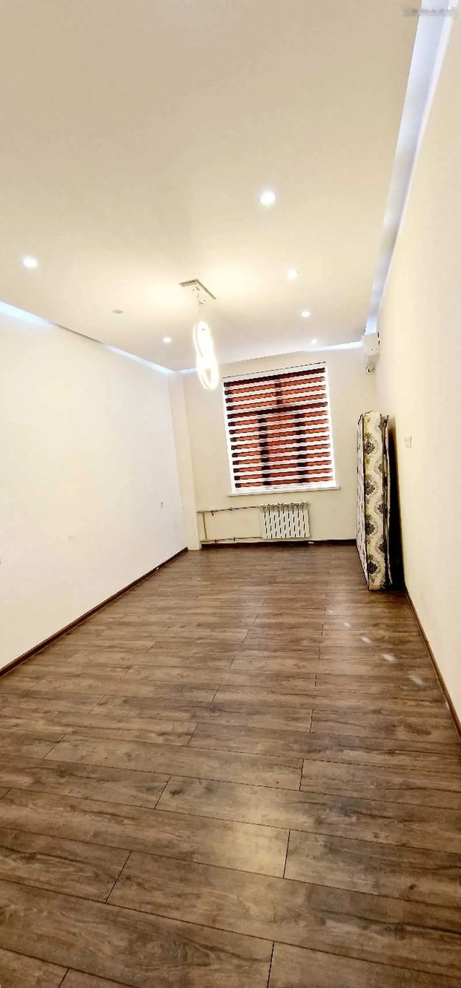 3-комн. квартира, 12 этаж, 122м², 102мкр