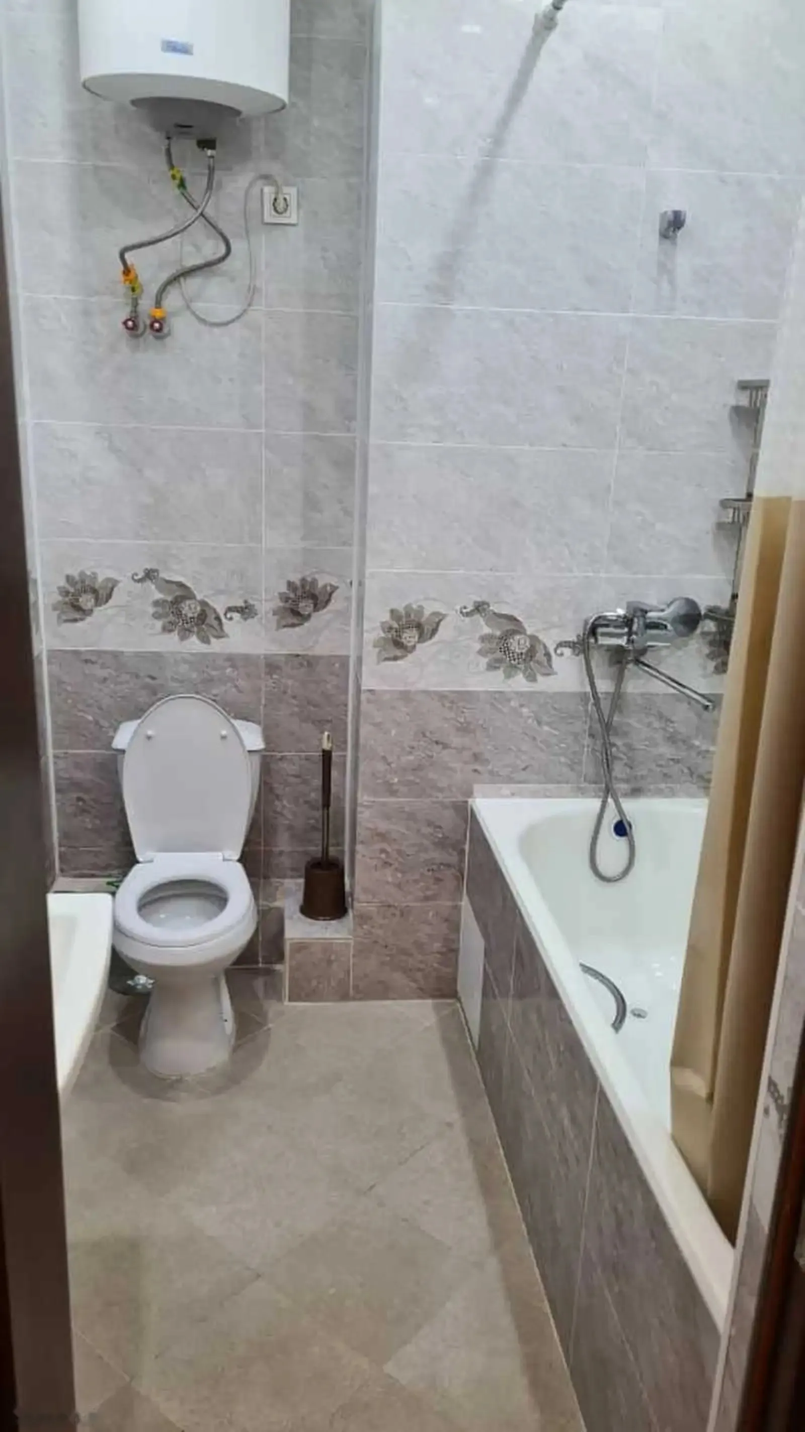 2-комн. квартира, 5 этаж, 85м², Молодежный Театр — миниатюра 7