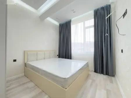2-комн. квартира, 11 этаж, 75 м², 12 мкр