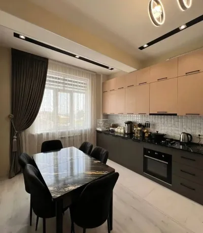 2-комн. квартира, 3 этаж, 85 м², Дуоб, Наздикии Ёкут 2000 — миниатюра 7