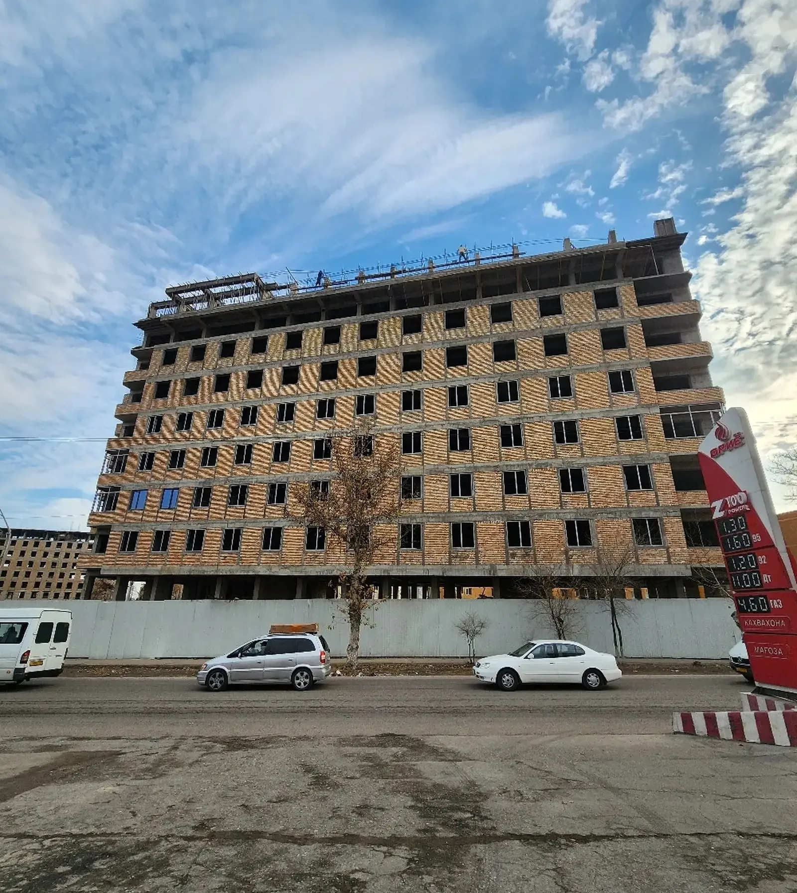 3-комн. квартира, 3 этаж, 93 м², 33 Мкр
