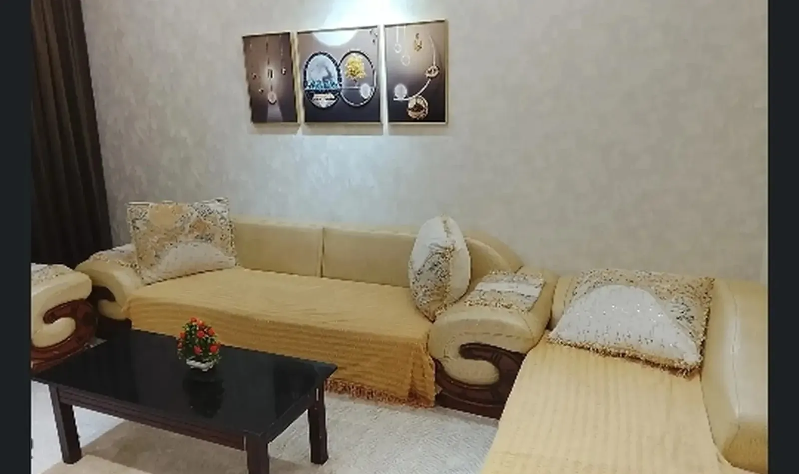 2-комн. квартира, 3 этаж, 55м², 20 Мкр — миниатюра 5