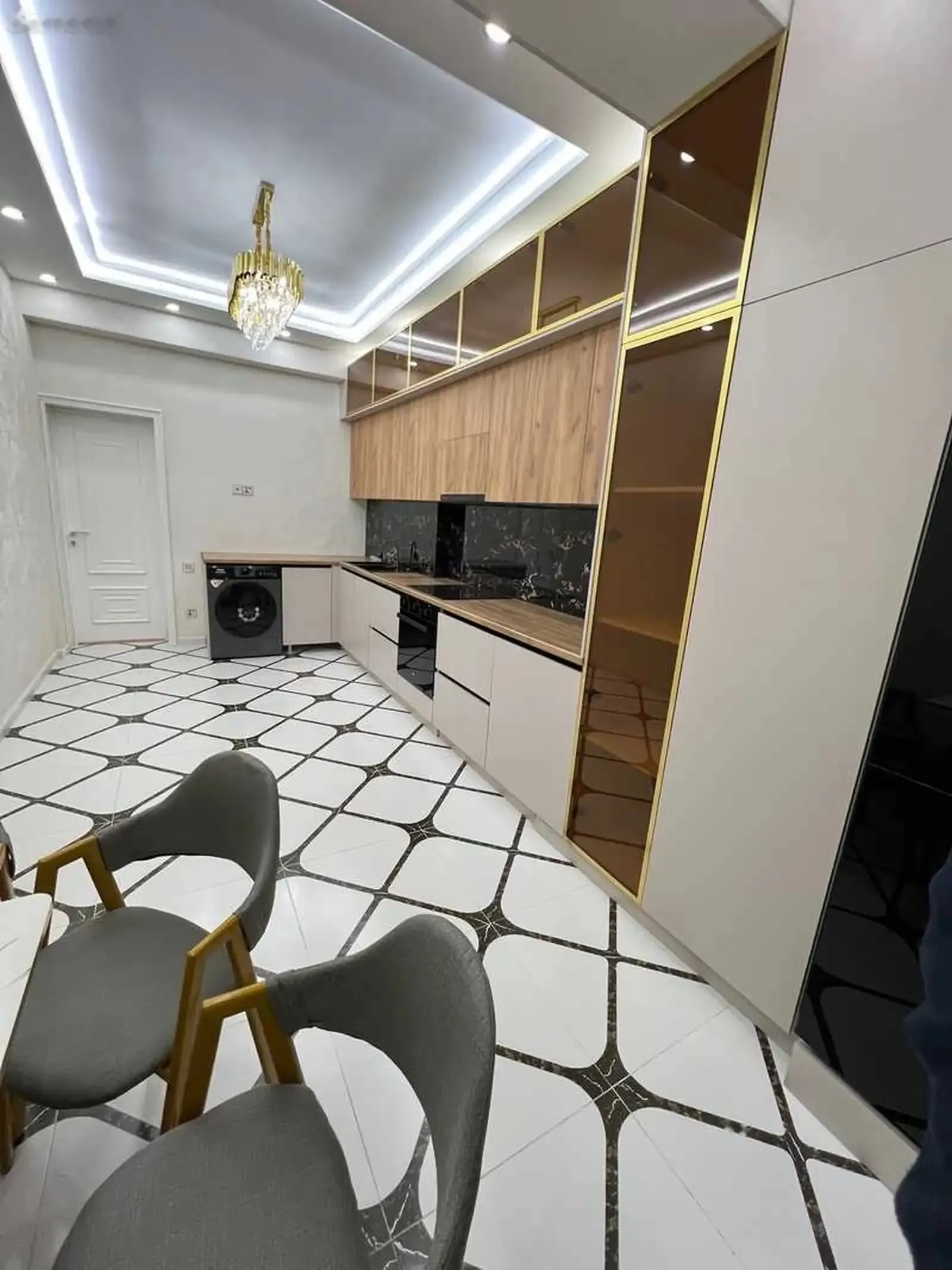 4-комн. квартира, 3 этаж, 138м², 102 мкр, пушти ресторани Шахриёр — миниатюра 7