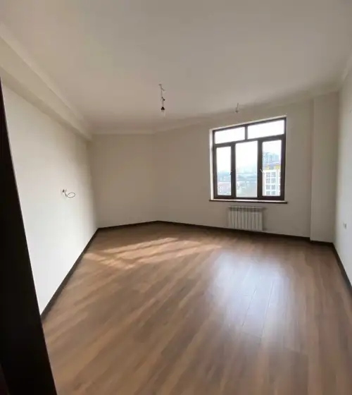 4-комн. квартира, 9 этаж, 178 м², И. Сомони — миниатюра 4