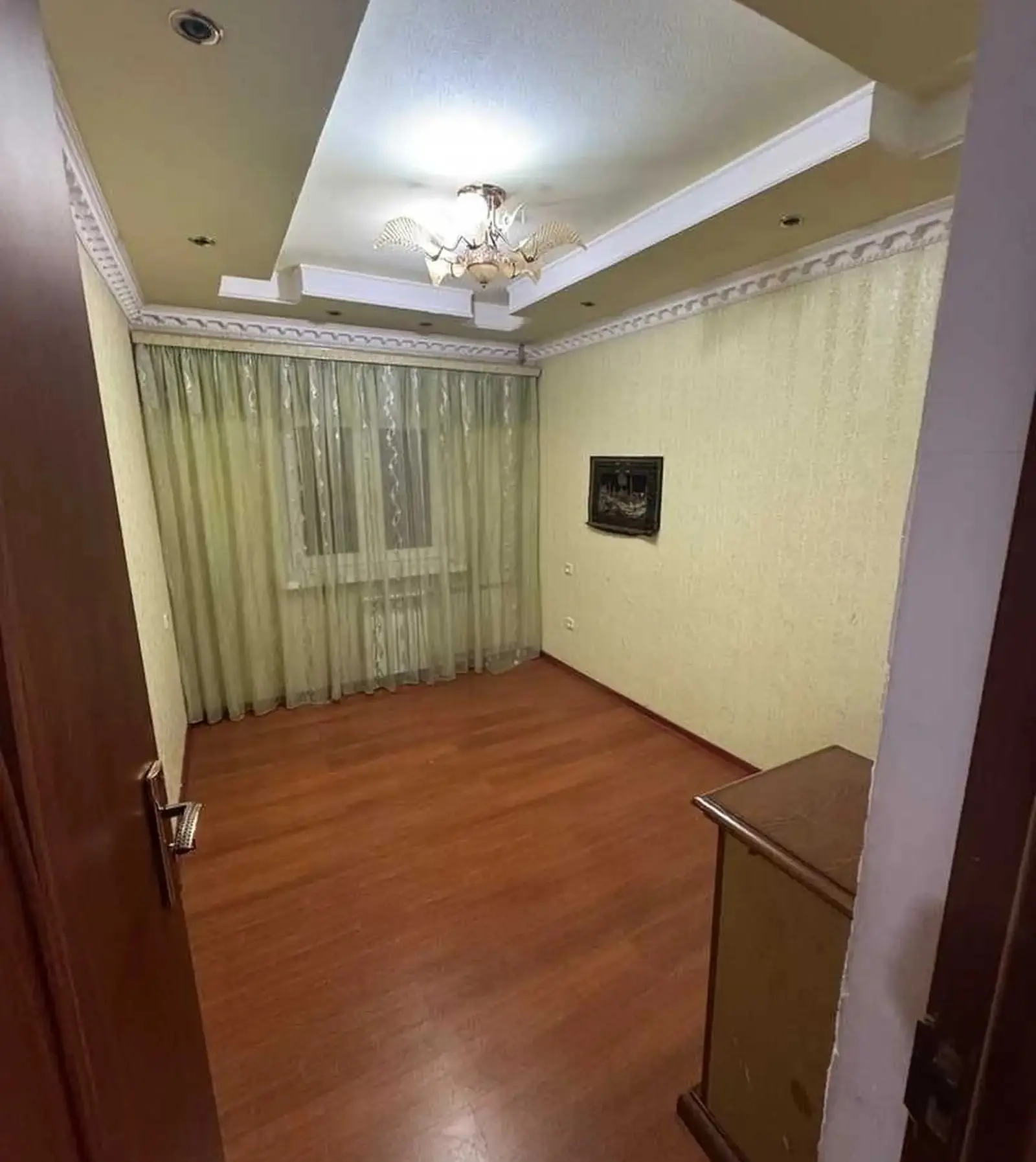 4-комн. квартира, 2 этаж, 56м², 102 мкр — миниатюра 2