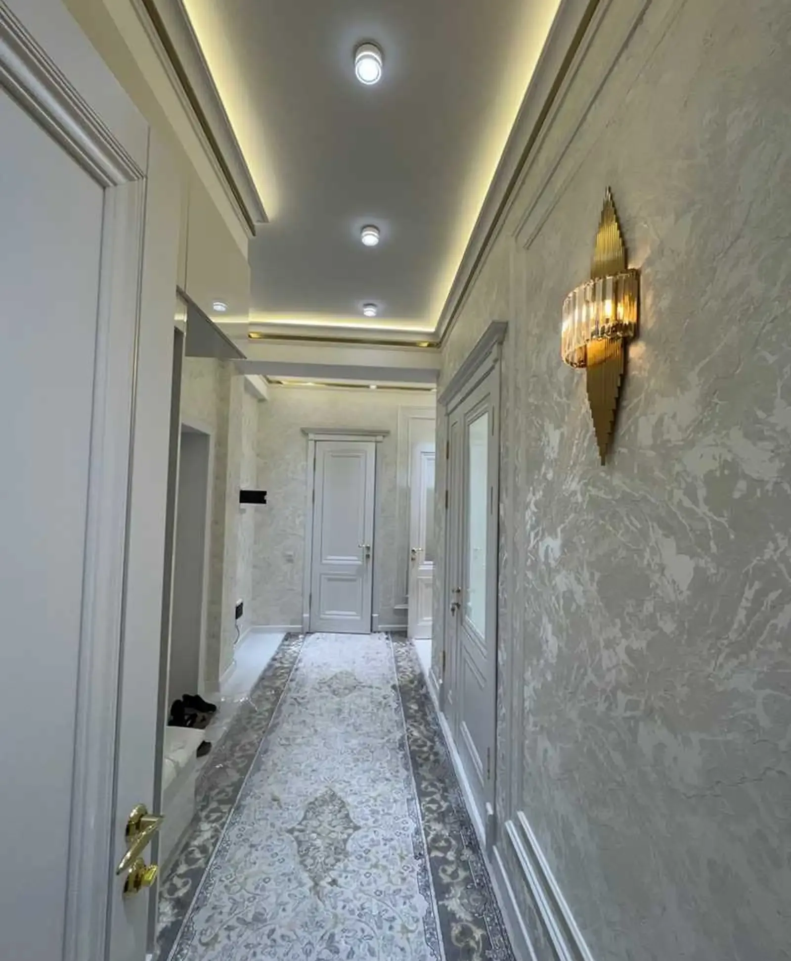 3-комн. квартира, 5 этаж, 75м², Сафо — миниатюра 1