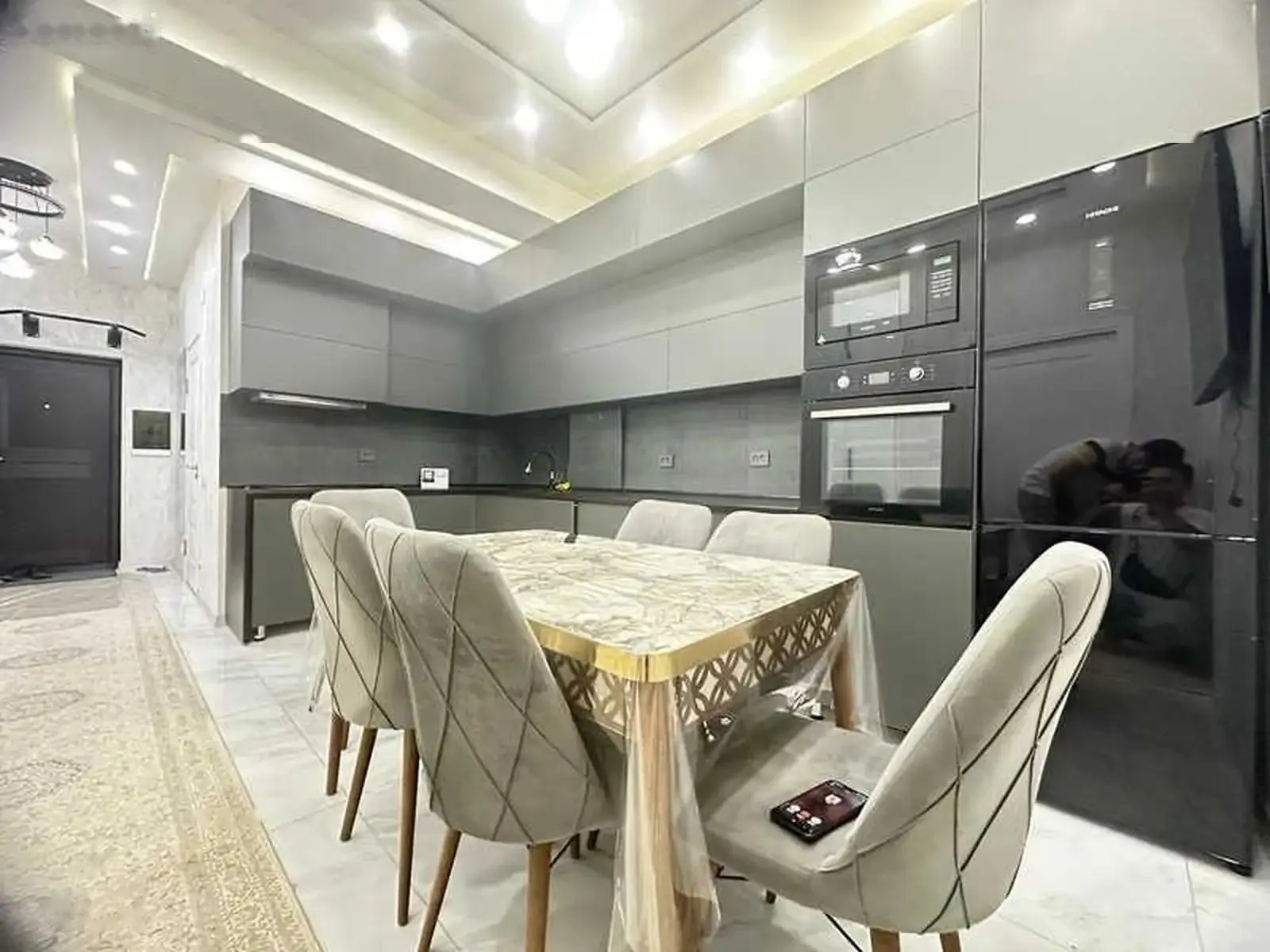 3-комн. квартира, 10 этаж, 80м², повороти аэрапорт — миниатюра 2
