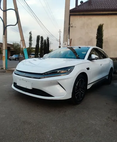 BYD Qin L, 2025