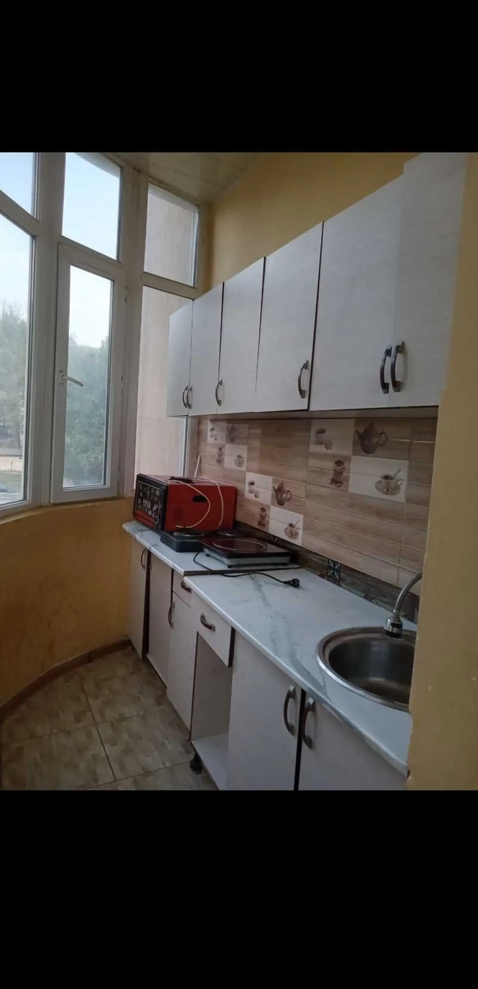 3-комн. квартира, 3 этаж, 82м², Ваданасос