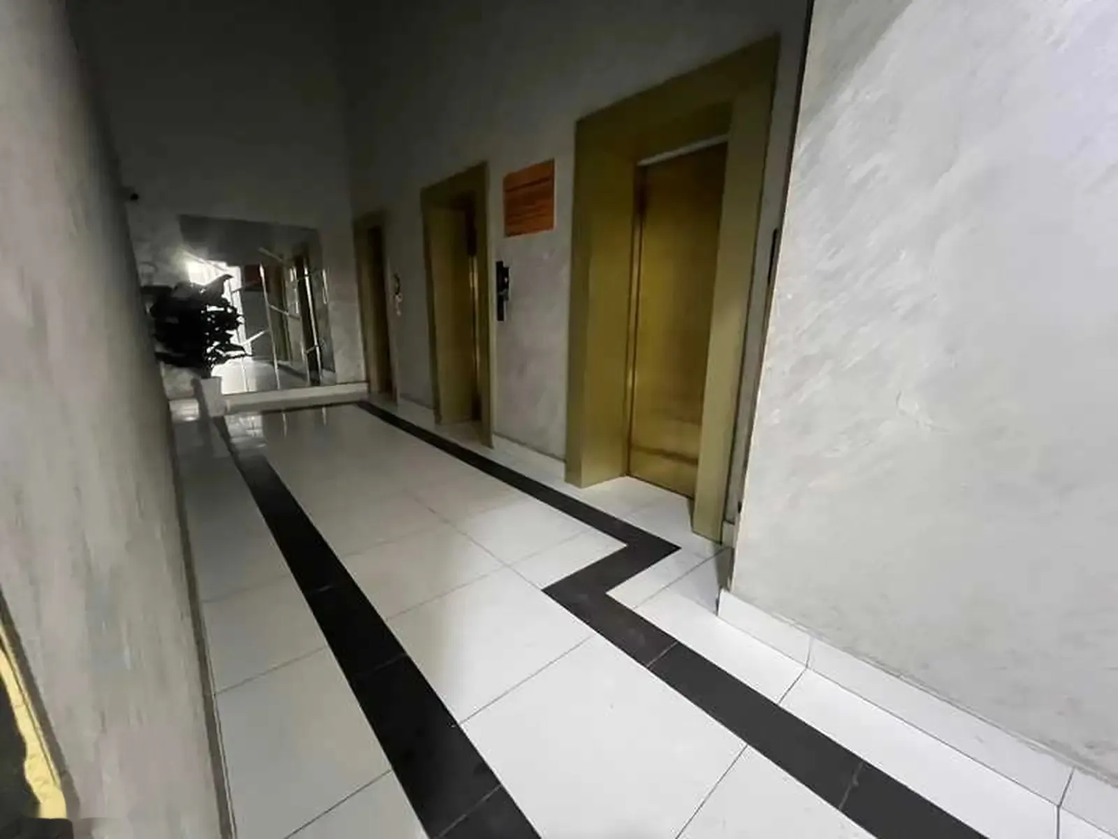2-комн. квартира, 10 этаж, 65м², И.Сомонӣ — миниатюра 7