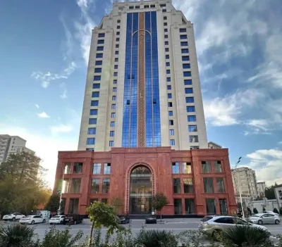 3-комн. квартира, 13 этаж, 95 м², Шохмансур — миниатюра 1