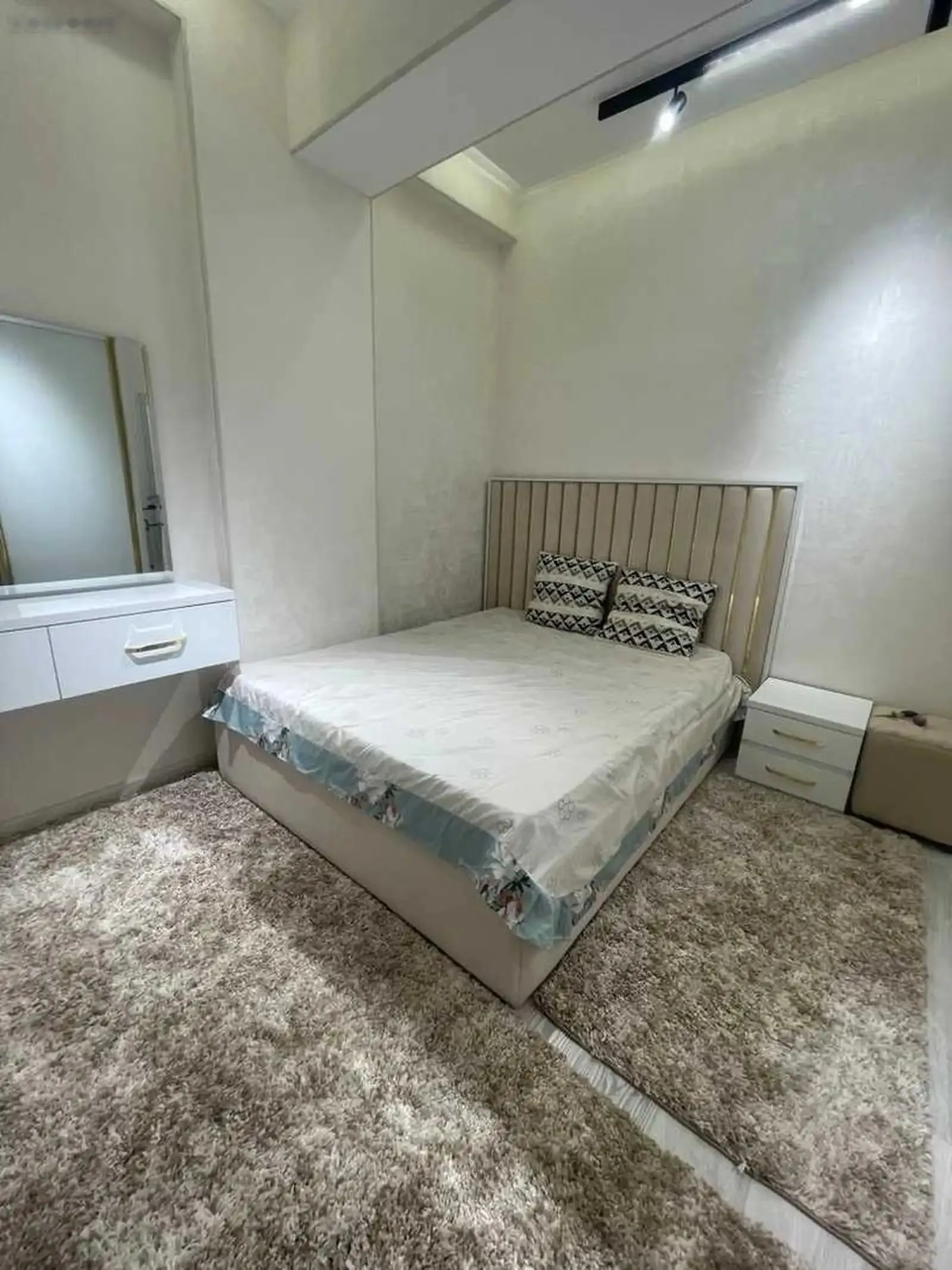 2-комн. квартира, 5 этаж, 65м², Скорый — миниатюра 2