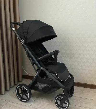 Прогулочная коляска Ining baby