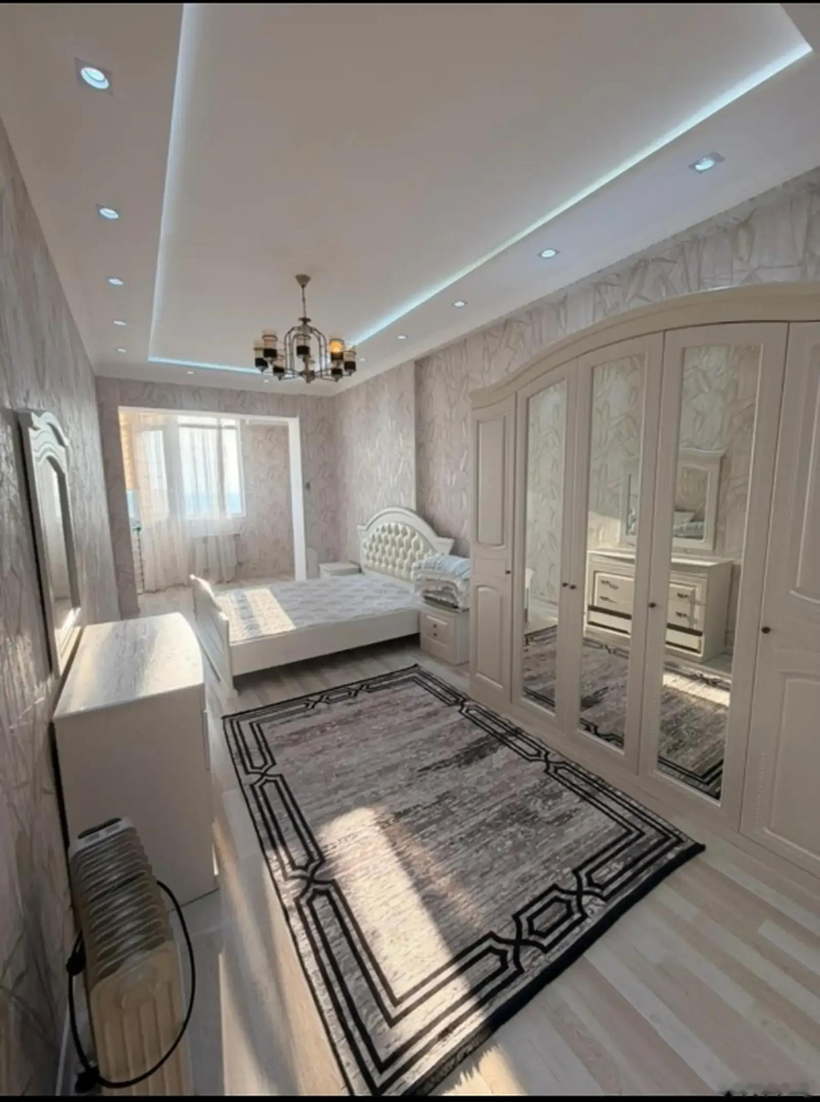 2-комн. квартира, 17 этаж, 97м², Опера и балет — миниатюра 1