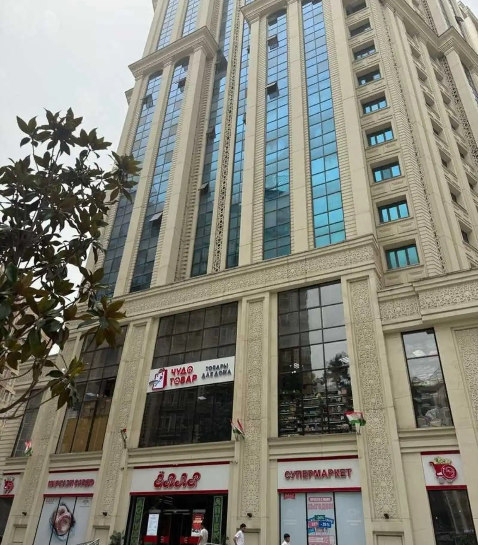2-комн. квартира, 9 этаж, 75м², Овир ру баруи Гранд Отель Дом Ёвар — миниатюра 10