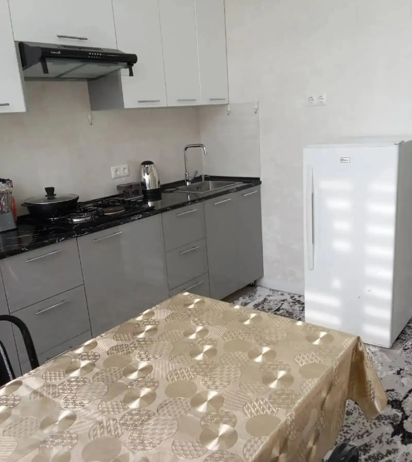2-комн. квартира, 2 этаж, 58м², 19 Мкр — миниатюра 6