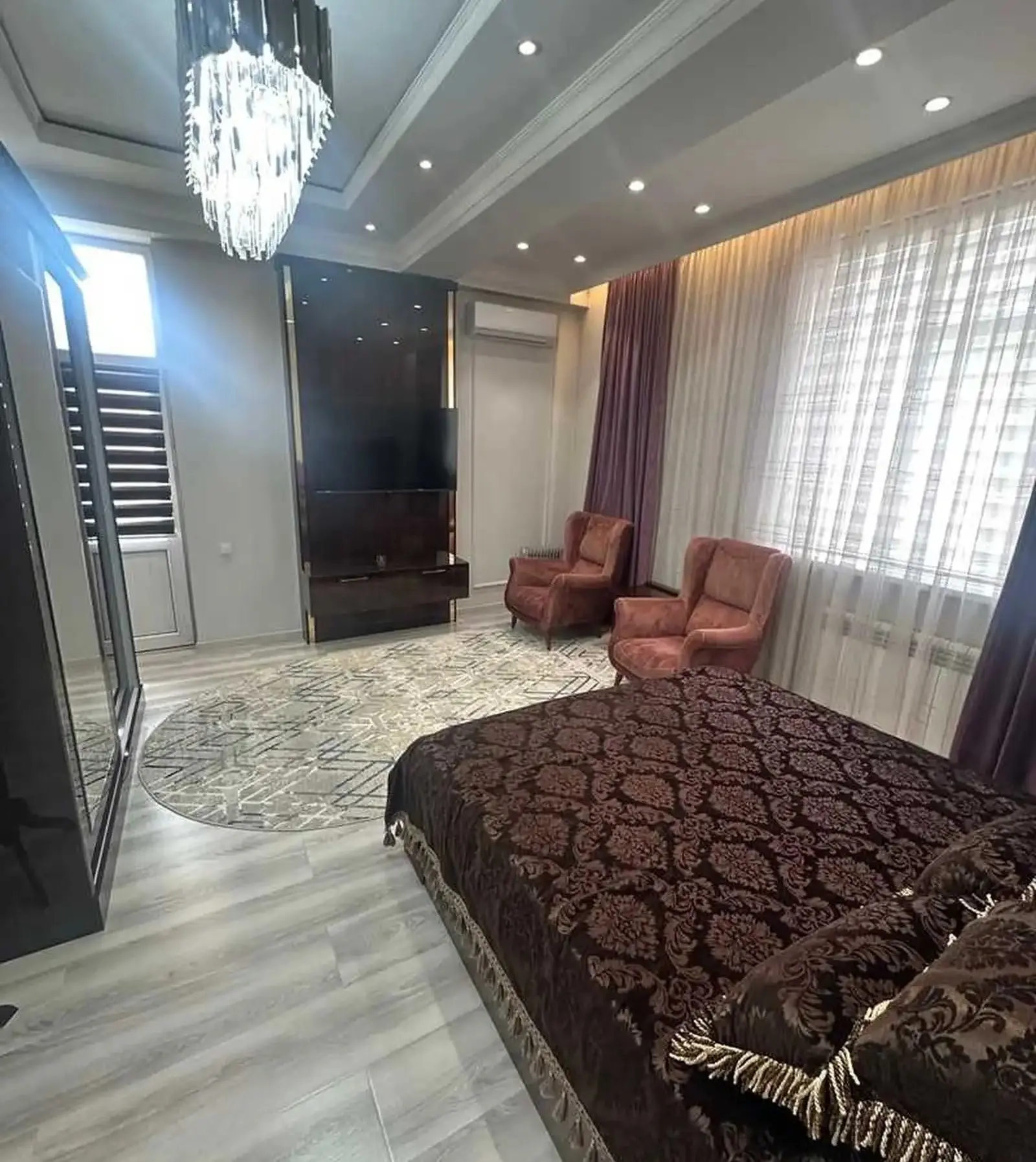 3-комн. квартира, 5 этаж, 116м², Садбарг — миниатюра 3