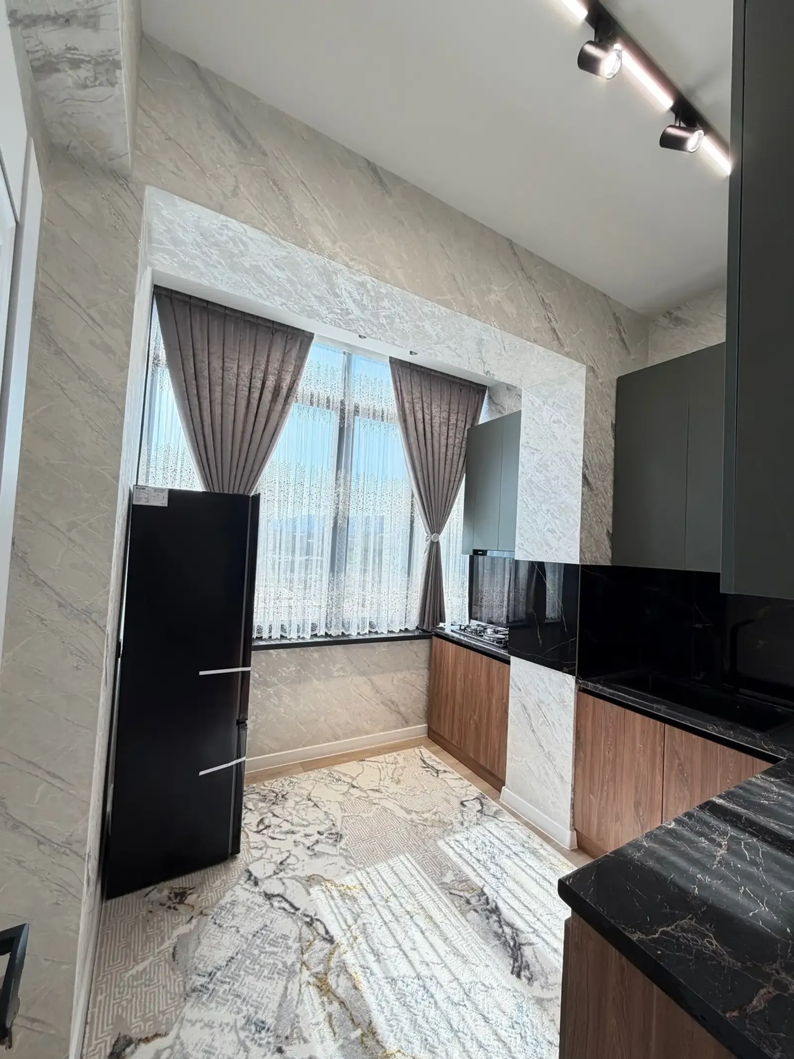 2-комн. квартира, 7 этаж, 57 м², 32 мкр Амид — миниатюра 9