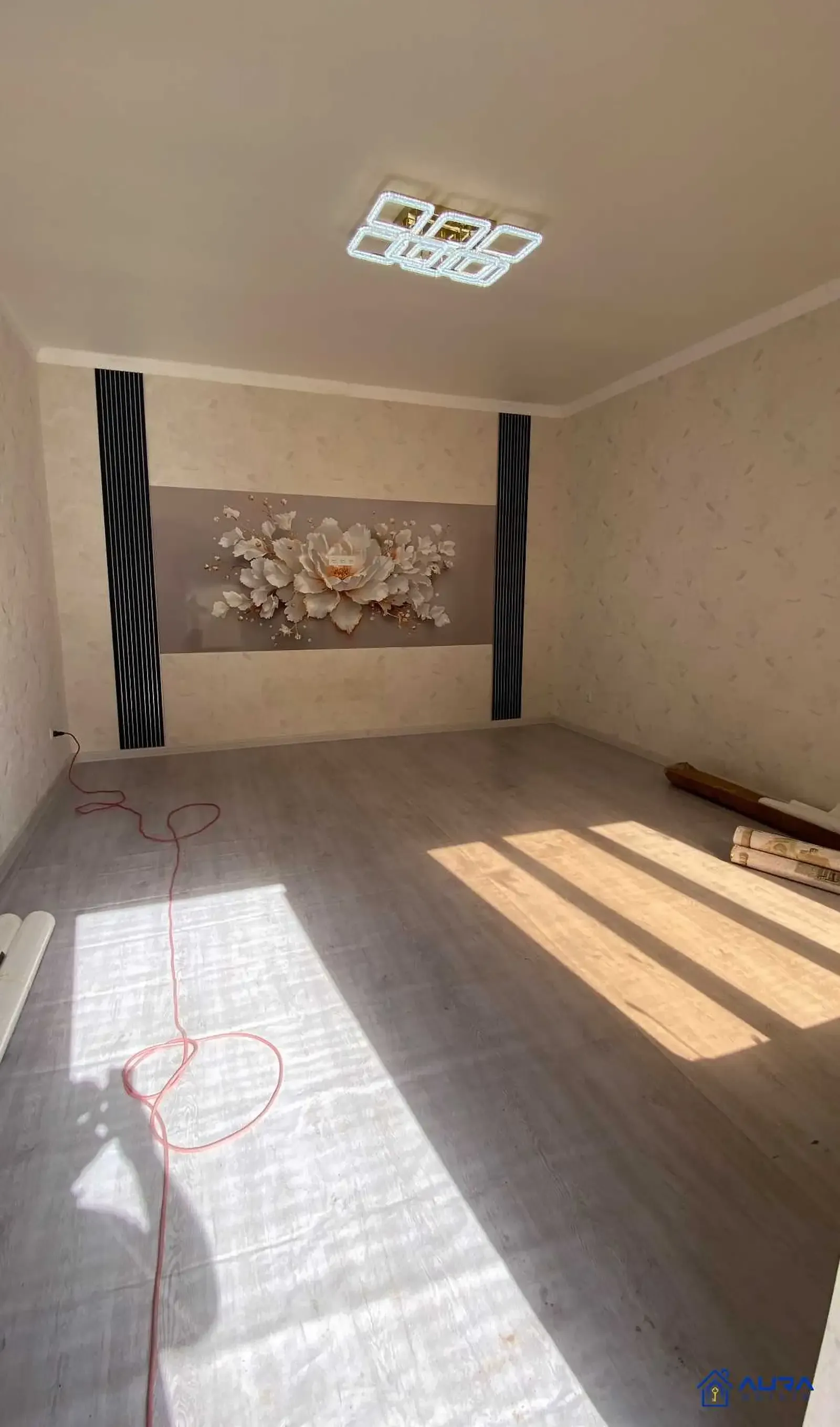 3-комн. квартира, 1 этаж, 65 м², Сино