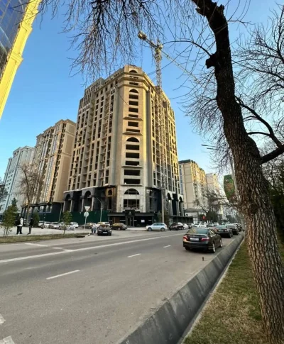 3-комн. квартира, 13 этаж, 115 м², Шохмансур — миниатюра 3