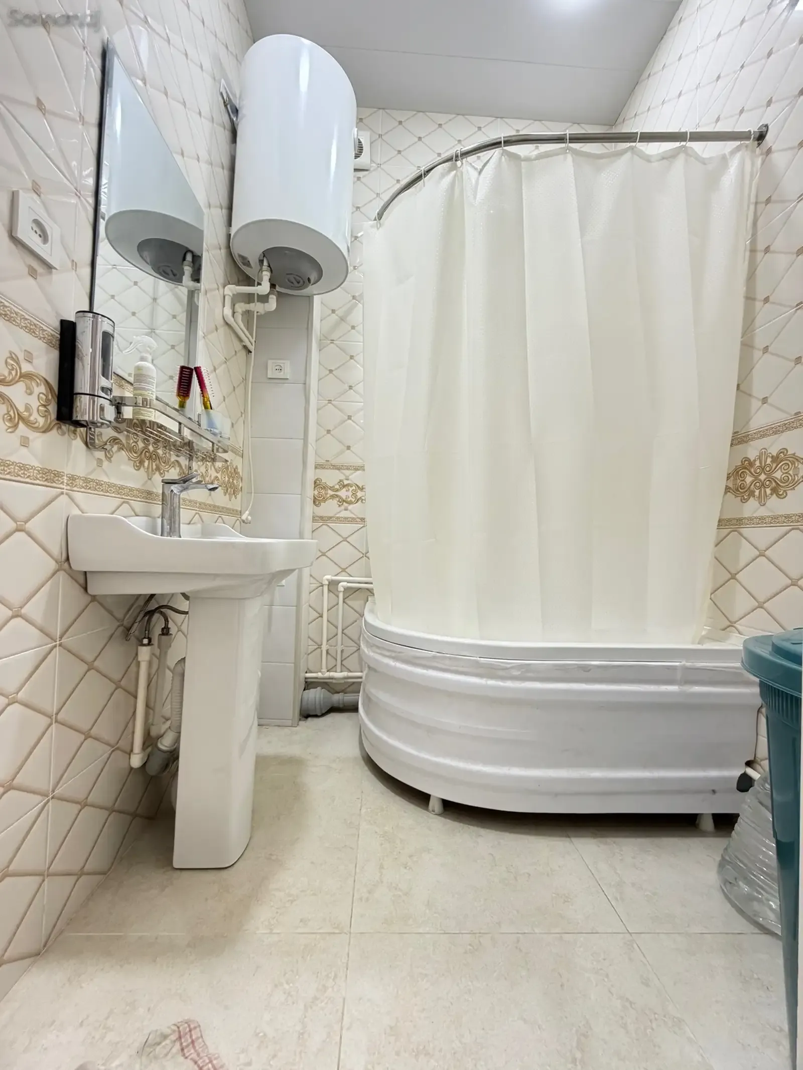 3-комн. квартира, 4 этаж, 89 м², 13 мкр — миниатюра 12