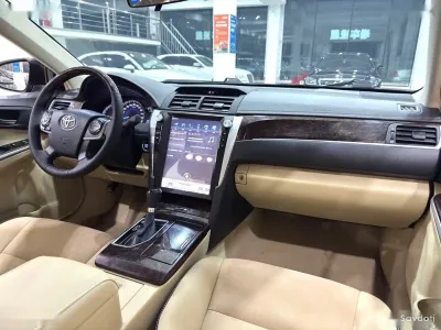 Toyota Camry, 2016