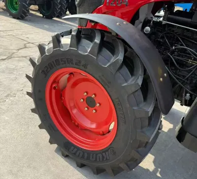 Трактор 1204 бо матори Юто