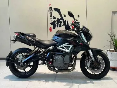 Мотоцикл Kawasaki — миниатюра 4