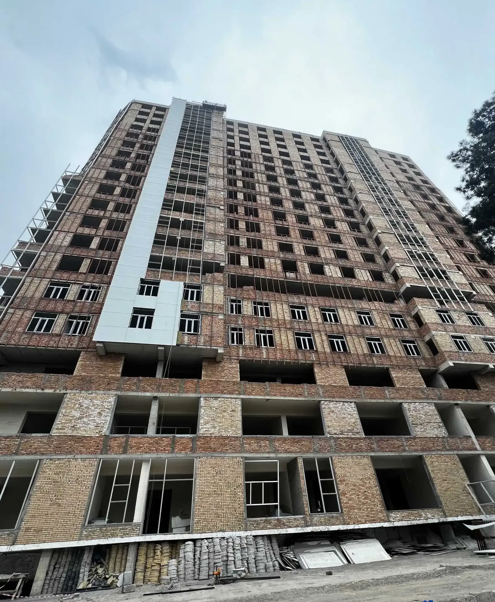 2-комн. квартира, 9 этаж, 61 м², Исмоил Сомони — миниатюра 3