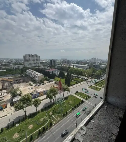 3-комн. квартира, 13 этаж, 88 м², Фирдавси — миниатюра 10