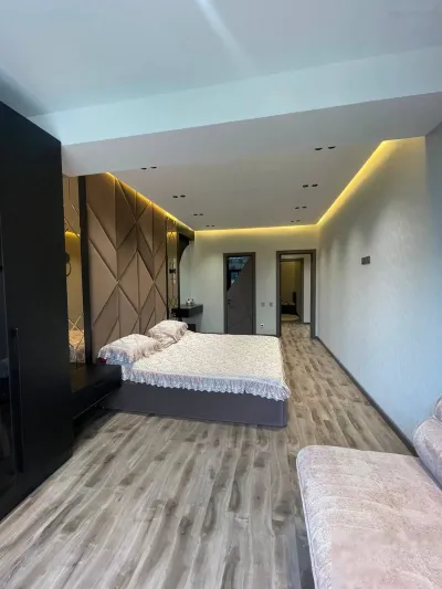 4-комн. квартира, 10 этаж, 155 м², Сомони — миниатюра 1