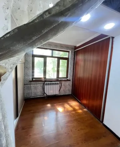 3-комн. квартира, 2 этаж, 75м², Сомони — миниатюра 1