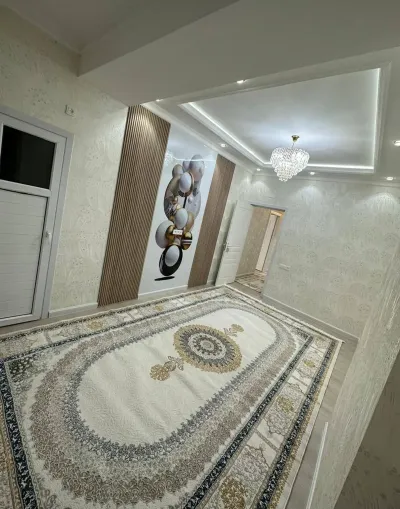 3-комн. квартира, 13 этаж, 60 м², Молодежный — миниатюра 2