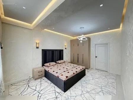 2-комн. квартира, 11 этаж, 66 м², 12 мкр — миниатюра 2
