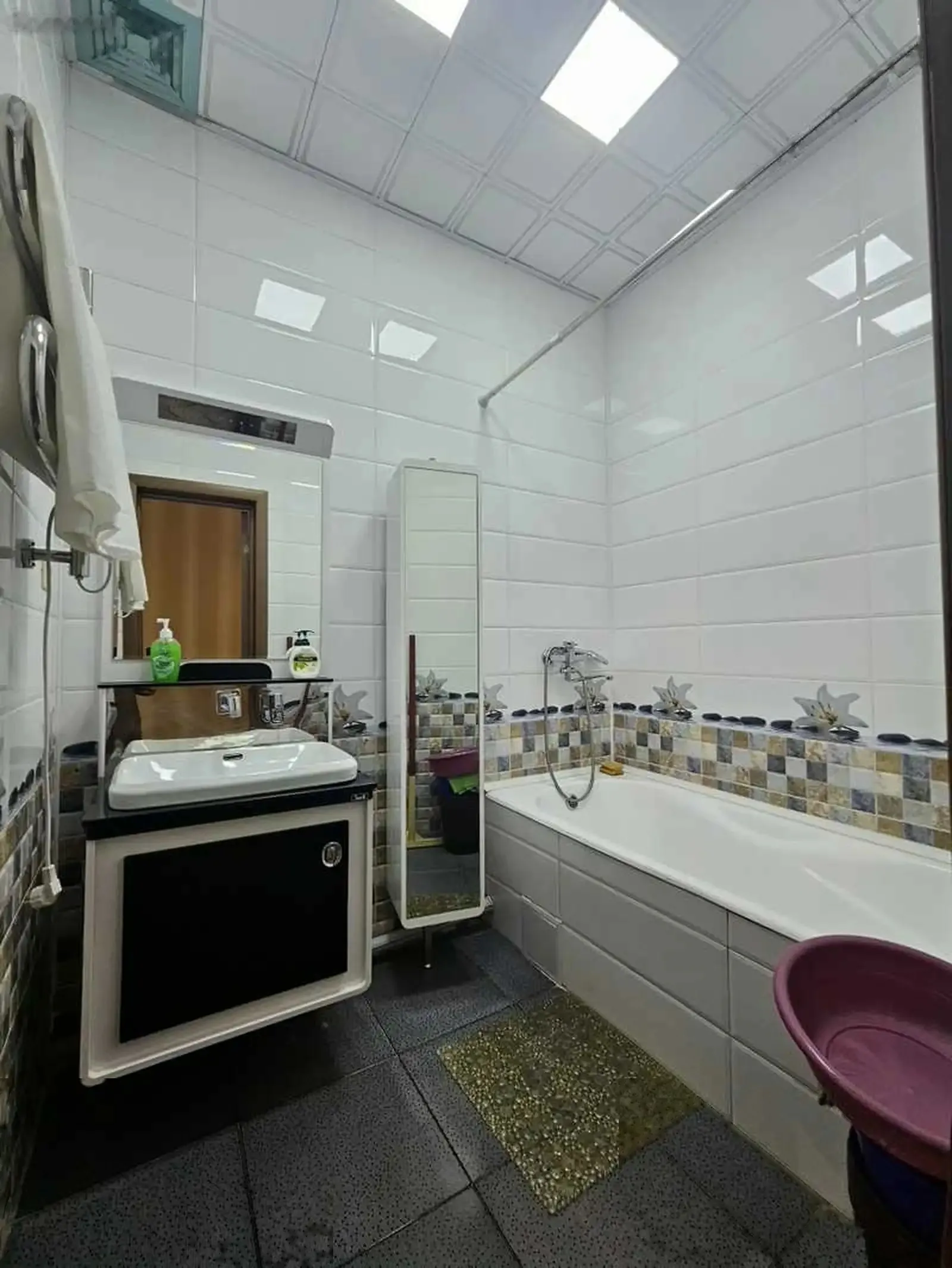 3-комн. квартира, 7 этаж, 125м², Цум, Дом-Арка, И.Сомони — миниатюра 9