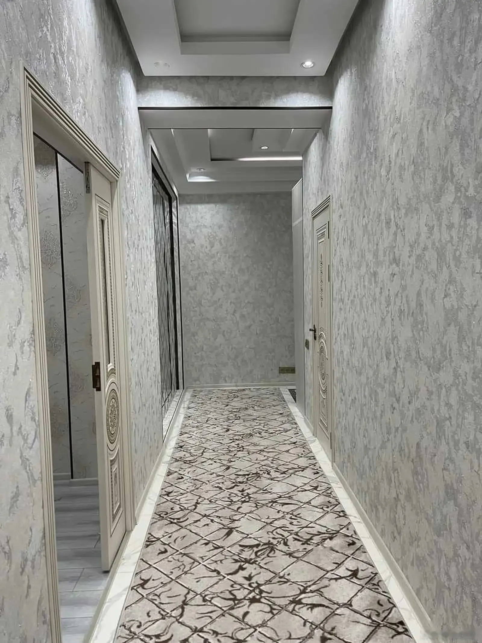 3-комн. квартира, 6 этаж, 126м², Гранд отель — миниатюра 1