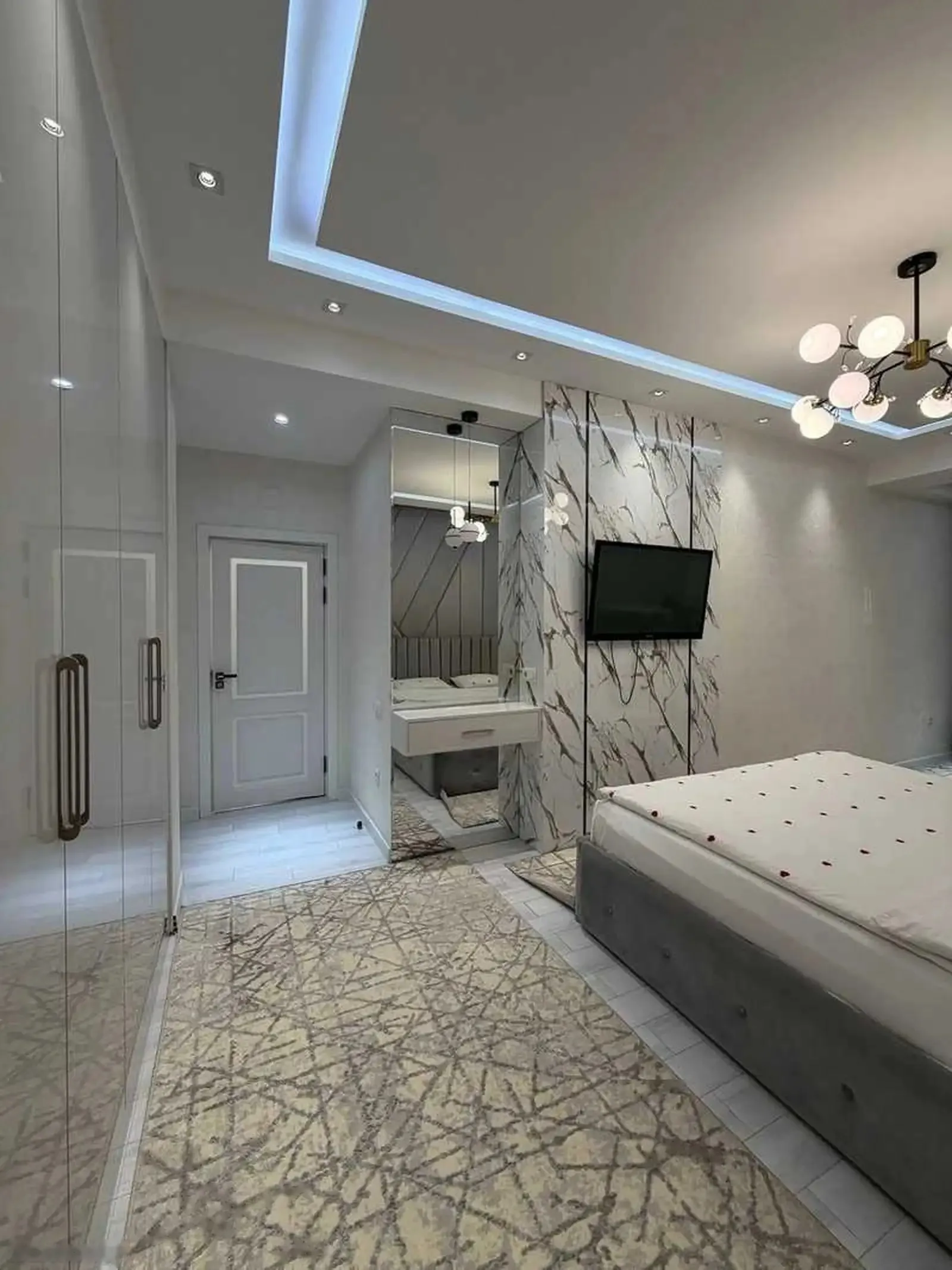 2-комн. квартира, 12 этаж, 86м², 92 мкр, пеши ресторани Райхон