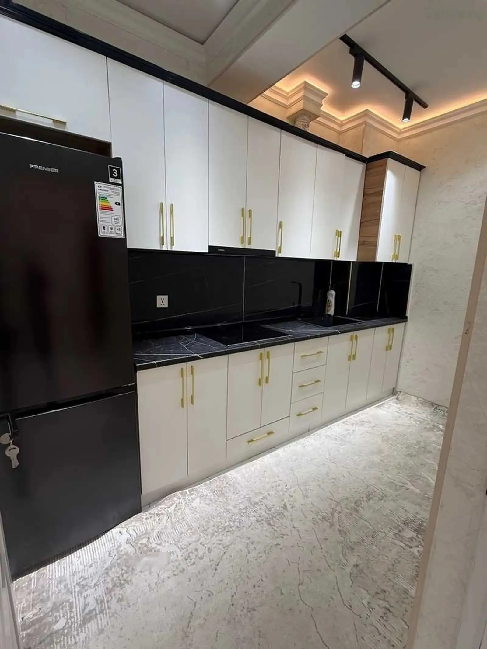 2-комн. квартира, 2 этаж, 65м², Кольцовой 82 автосалон Haval — миниатюра 6