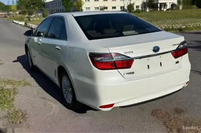 Toyota Camry, 2016