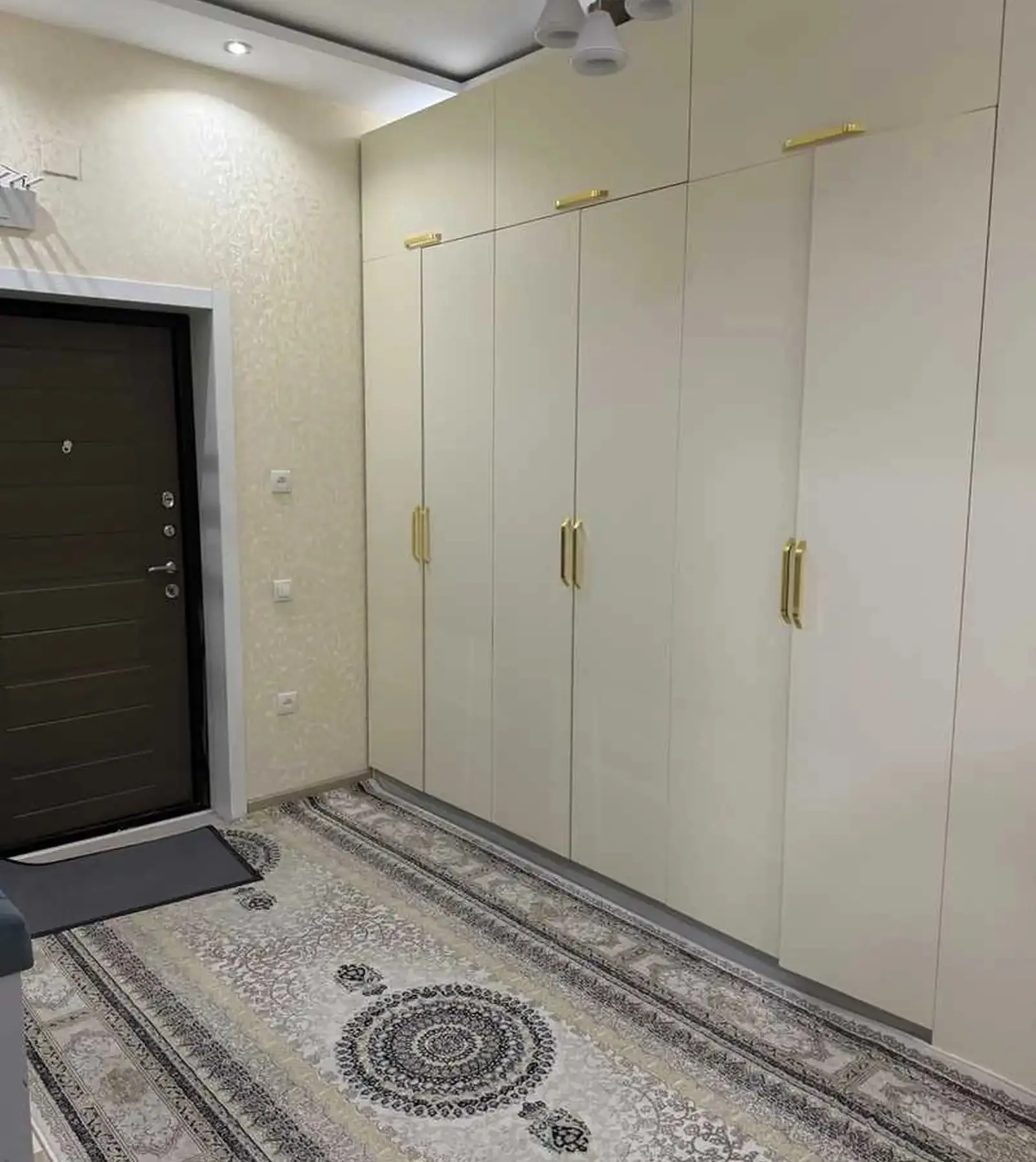 2-комн. квартира, 10 этаж, 60м², Фирдавси — миниатюра 2