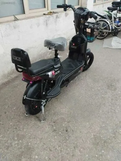 Скутер электронный