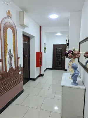 2-комн. квартира, 2 этаж, 92 м², Сино