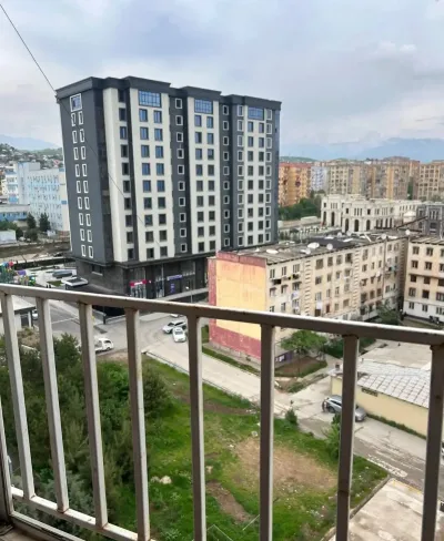 2-комн. квартира, 8 этаж, 80 м², Зарафшон, поликлиника 14 — миниатюра 1
