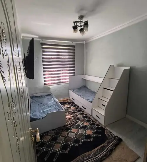 5-комн. квартира, 3 этаж, 90 м², Фирдавси — миниатюра 9