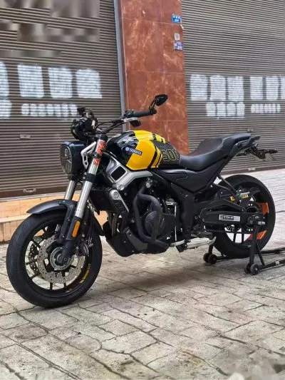 Мотоцикл Voge 500 RR