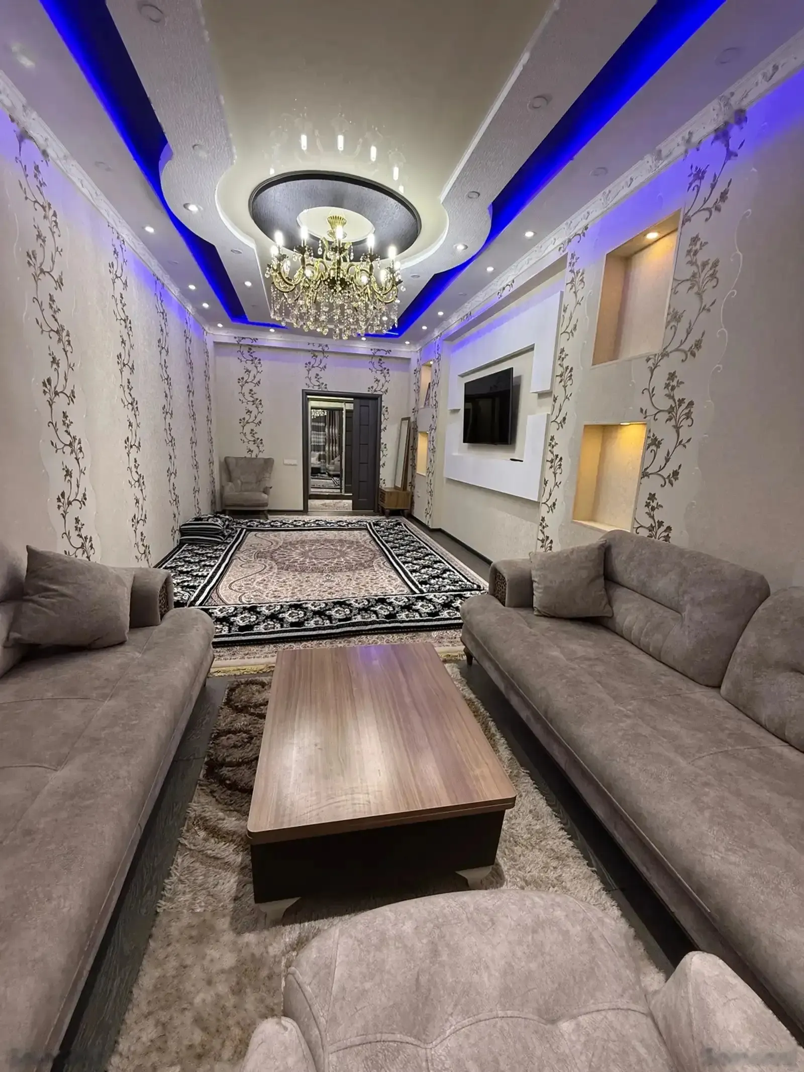 3-комн. квартира, 10 этаж, 90м², Рудаки 179 . дом Ёвар — миниатюра 4