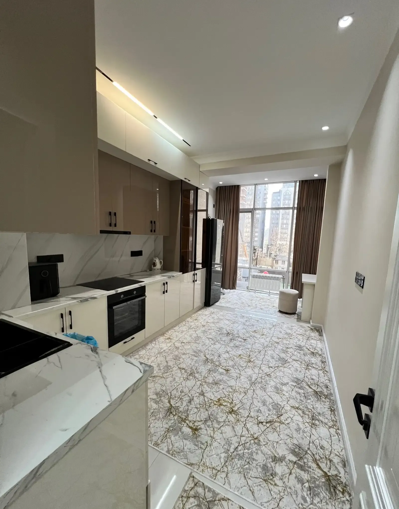 2-комн. квартира, 3 этаж, 85м², Ашан