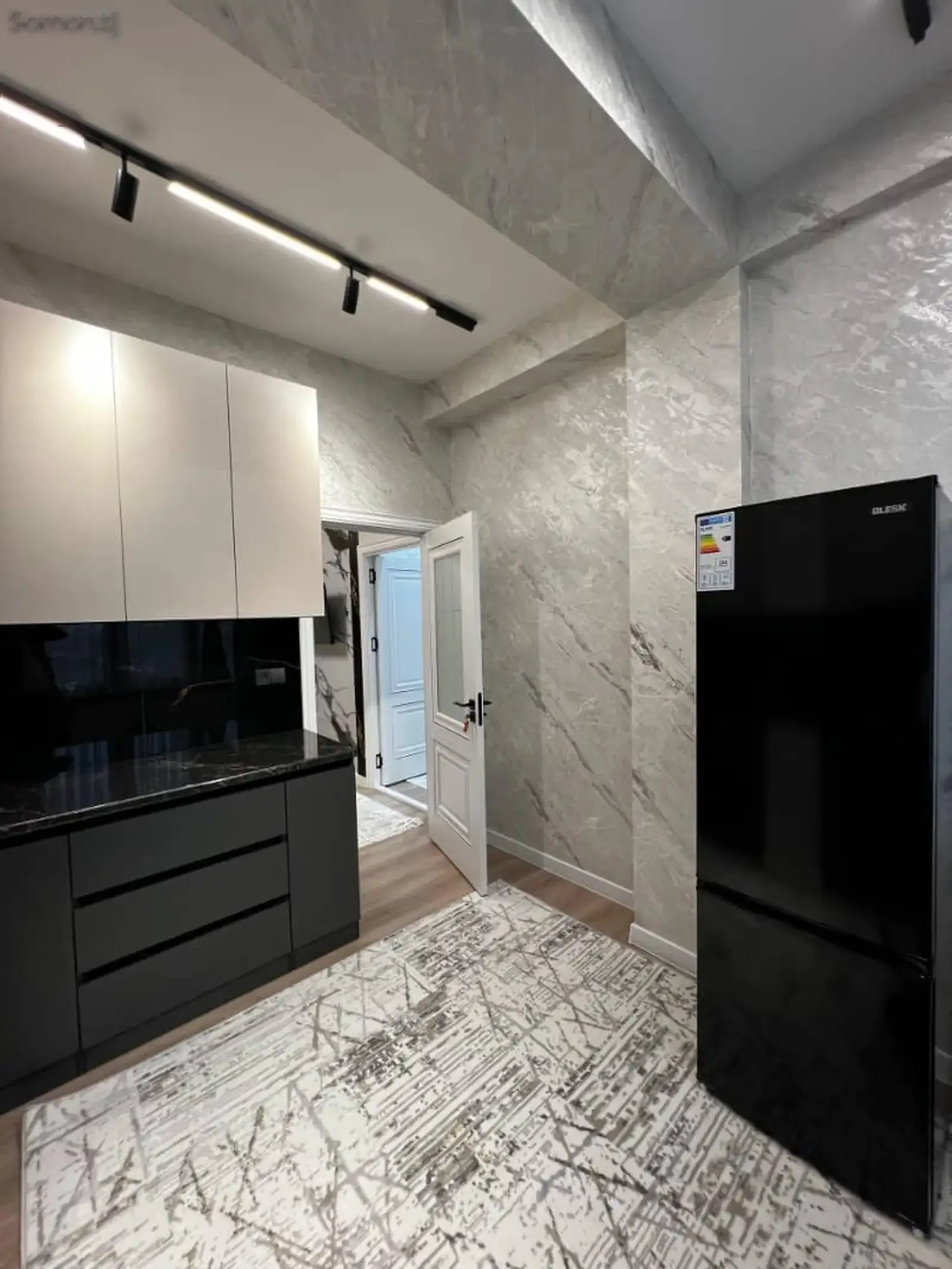 2-комн. квартира, 8 этаж, 57 м², 32 мкр Амид — миниатюра 8